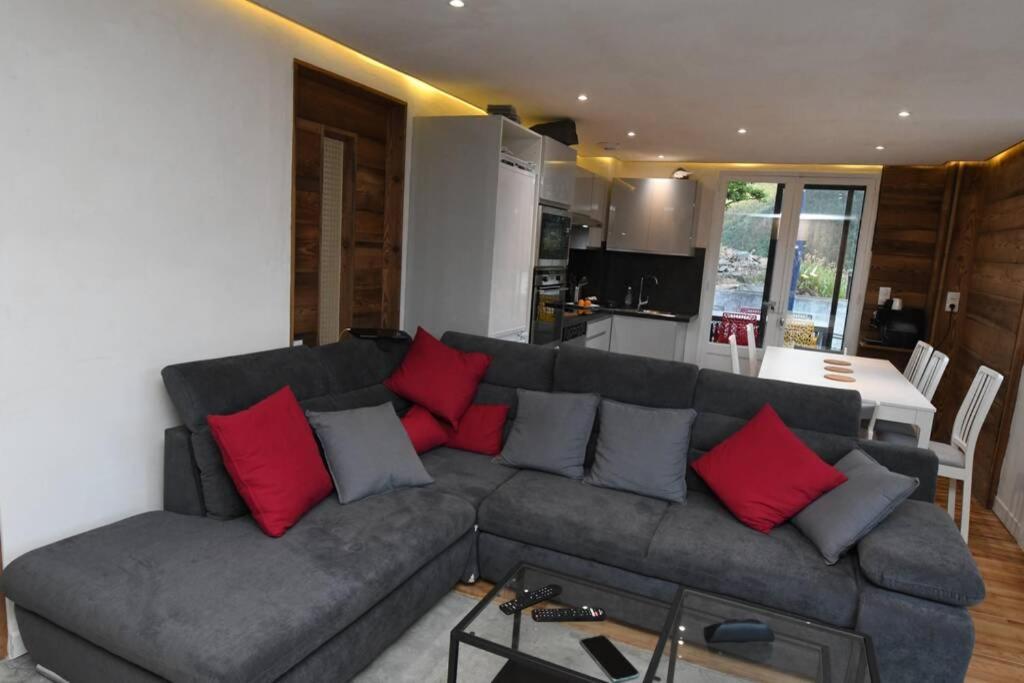 Logement Renove Avec Vue Panoramique La Saussaz Dış mekan fotoğraf