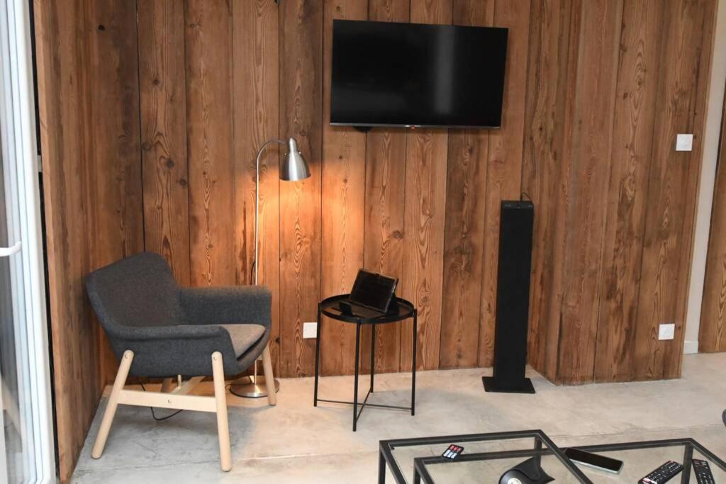 Logement Renove Avec Vue Panoramique La Saussaz Dış mekan fotoğraf