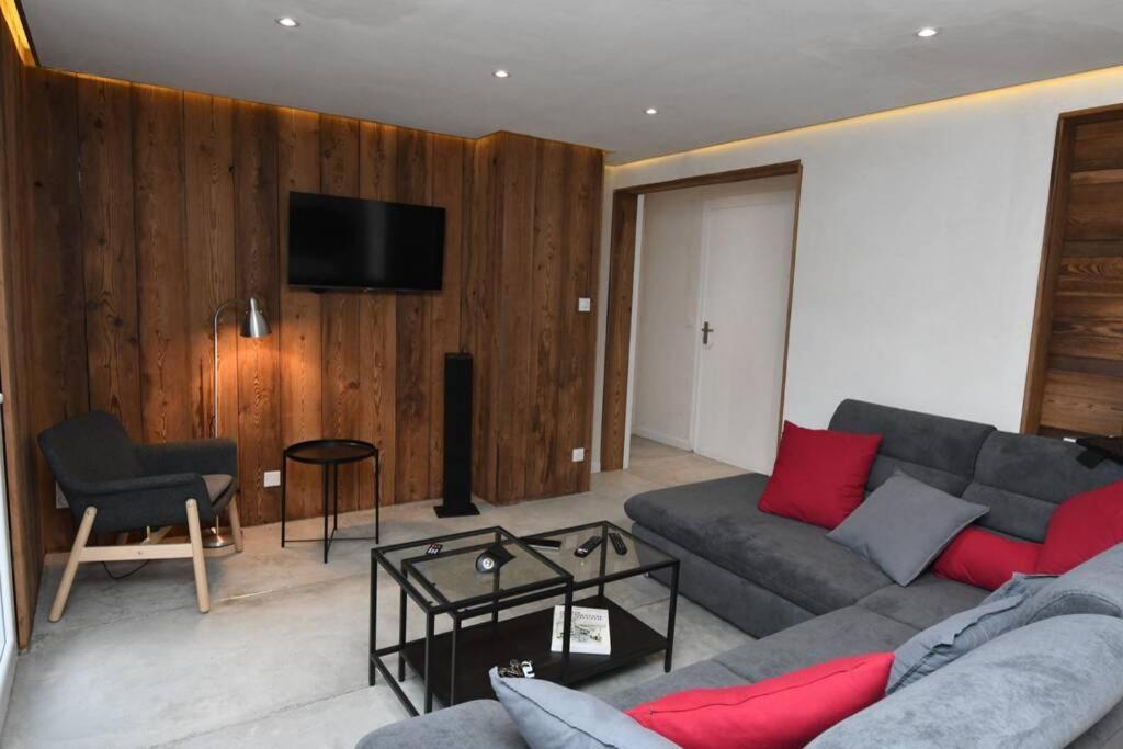 Logement Renove Avec Vue Panoramique La Saussaz Dış mekan fotoğraf